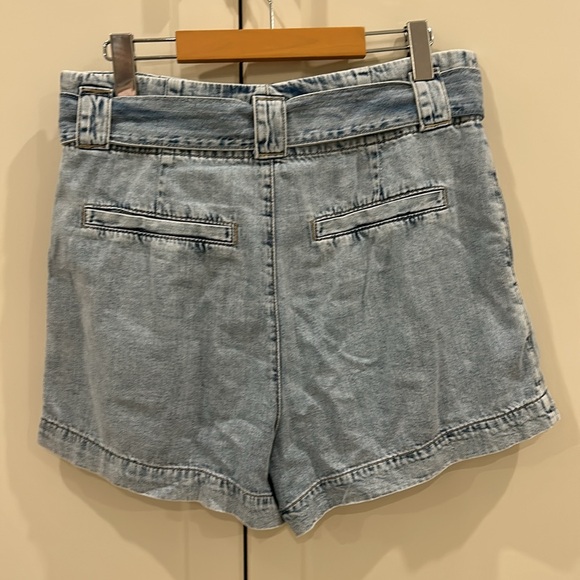 Denim Paper bag shorts - Picture 2 of 4